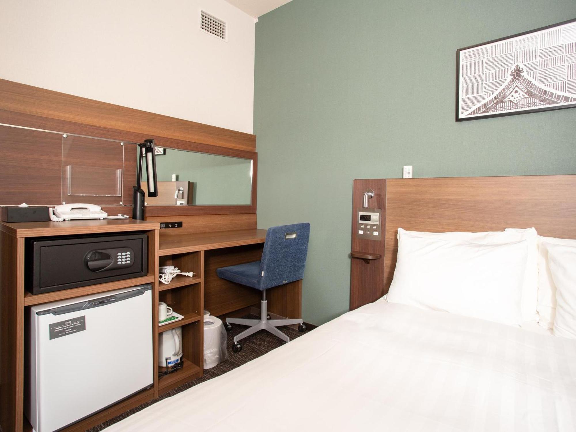 Comfort Era Higashi Kanda Hotel